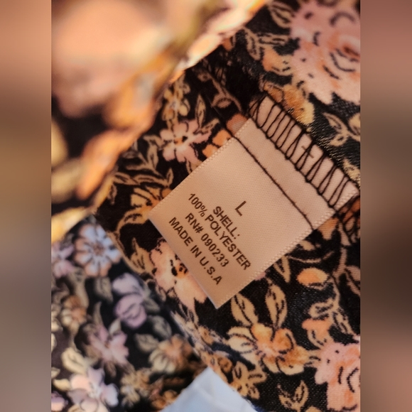 L.A. HEARTS Floral Caged Back Crop Tank Top - Picture 4 of 6